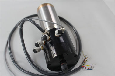 0.9KW 200k Rpm Spindle de roulement à air refroidi par eau / huile pour le forage de PCB